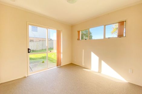 Photo of property in 3 Hawkley Close, Flat Bush, Auckland, 2019