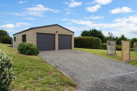 Photo of property in 12 Waitaheke Road, Te Horo, Otaki, 5581