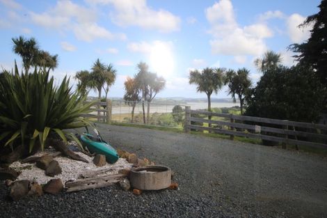 Photo of property in 57 Petley Road, Paparoa, 0571