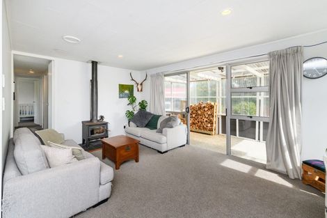 Photo of property in 32 Geraldine Crescent, Cloverlea, Palmerston North, 4412