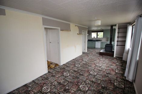 Photo of property in 26 Tokanui-haldane Road, Tokanui, 9884