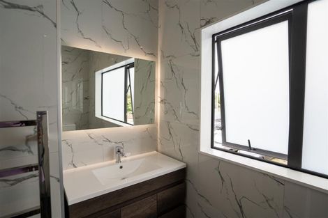 Photo of property in 23b Great South Road, Papatoetoe, Auckland, 2025