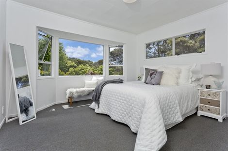 Photo of property in 89 Lynn Road, Bayview, Auckland, 0629
