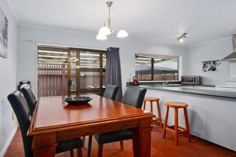 Photo of property in 9 California Drive, Totara Park, Upper Hutt, 5018