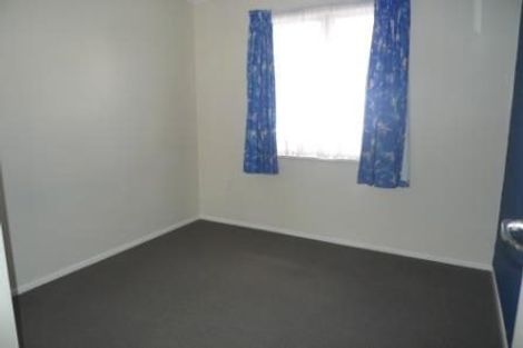 Photo of property in 15 Catherine Crescent, Paparangi, Wellington, 6037