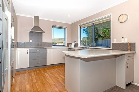 Photo of property in 26 Leon Street, Riverdale, Gisborne, 4010