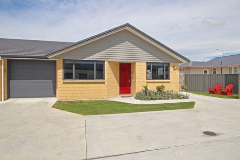 Photo of property in 6b Lee Road, Taradale, Napier, 4112