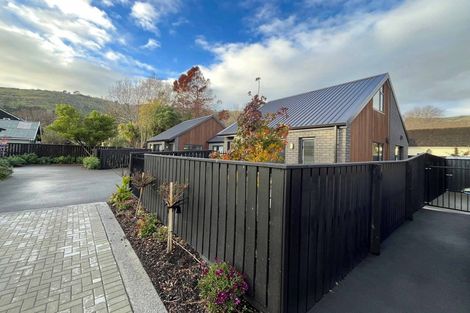Photo of property in 5/9 Truscotts Road, Heathcote Valley, Christchurch, 8022