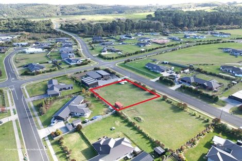 Photo of property in 4 Lancewood Way, Kinloch, Taupo, 3377