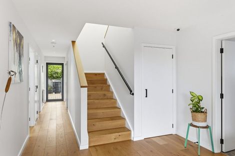 Photo of property in 24 Rosetta Road, Raumati South, Paraparaumu, 5032