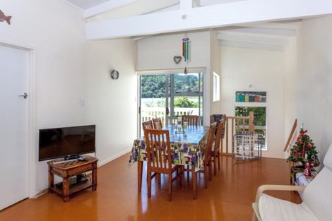 Photo of property in 63 Oyster Drive, Cooks Beach, Whitianga, 3591
