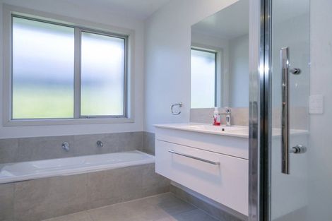 Photo of property in 20 Bastille Court, Rangatira Park, Taupo, 3330