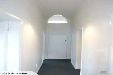 Photo of property in 293 Mansfield Street, Newtown, Wellington, 6021