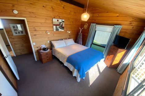 Photo of property in 8 Tiverton Crescent, Whalers Gate, New Plymouth, 4310