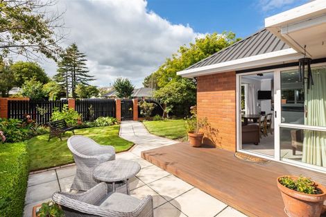 Photo of property in 1/53 Memorial Avenue, Ilam, Christchurch, 8053