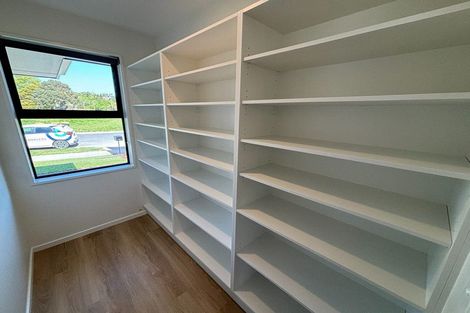 Photo of property in 13 Comer Street, Halswell, Christchurch, 8025