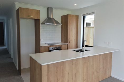 Photo of property in 15 Apostle Mews, Papamoa, 3118