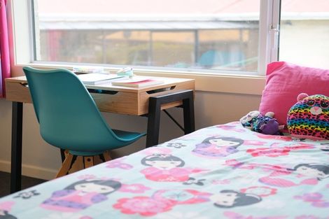 Photo of property in 9 Brooklyn Street, Green Island, Dunedin, 9018