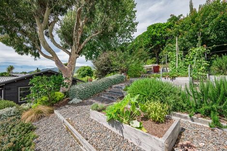 Photo of property in 4 Ferndale Drive, Waikanae, 5036