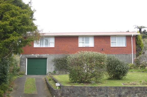 Photo of property in 7 Bromley Place, Westown, New Plymouth, 4310