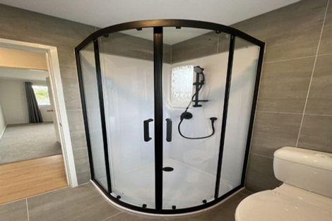 Photo of property in 107 Weatherly Road, Torbay, Auckland, 0630