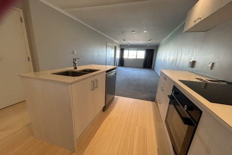 Photo of property in Mooring Apartments, 307/277 Maunganui Road, Mount Maunganui, 3116