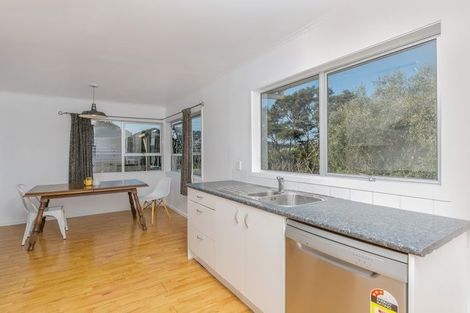Photo of property in 9 Blacks Road, Greenhithe, Auckland, 0632