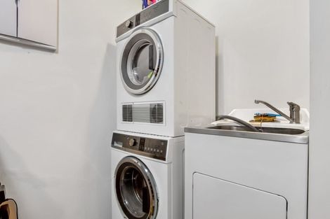 Photo of property in 33 Limbrick Crescent, Wigram, Christchurch, 8042