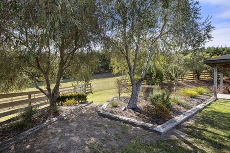 Photo of property in 237 Stoney Creek Road, Kaukapakapa, 0873
