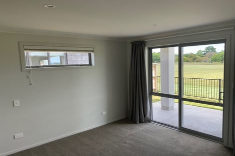 Photo of property in 22 Richardson Road, Omokoroa, 3114