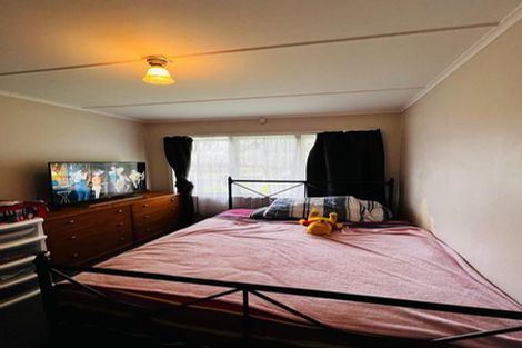 Photo of property in 9 Coles Place, Manurewa, Auckland, 2102