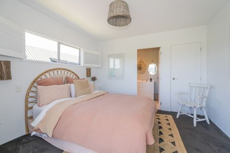 Photo of property in 656 Matarangi Drive, Matarangi, Whitianga, 3592