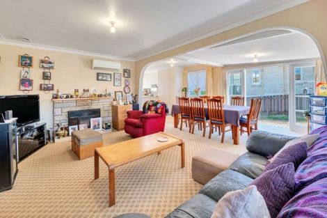 Photo of property in 20 Rembrandt Place, Opaheke, Papakura, 2113