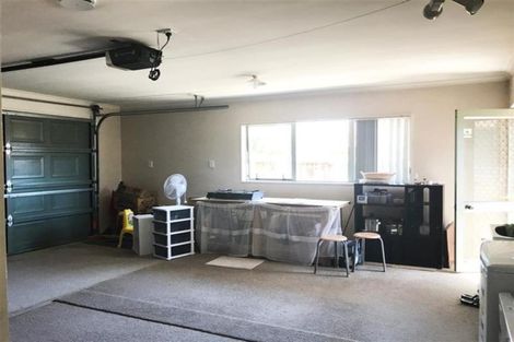 Photo of property in 5 Harobed Place, Weymouth, Auckland, 2103