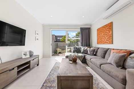 Photo of property in 7 Harewood Street, Whenuapai, Auckland, 0618