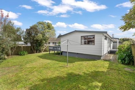 Photo of property in 1/49 Larnoch Road, Henderson, Auckland, 0610