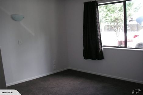 Photo of property in 27 Ihle Street, Terrace End, Palmerston North, 4410