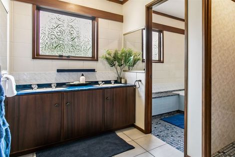 Photo of property in 135a Parrs Cross Road, Glen Eden, Auckland, 0612