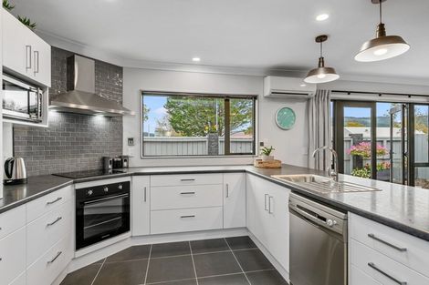 Photo of property in 12 Seddul Bahr Road, Trentham, Upper Hutt, 5018