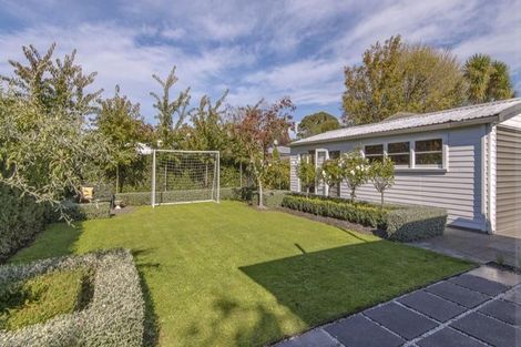 Photo of property in 14 Stenness Avenue, Somerfield, Christchurch, 8024
