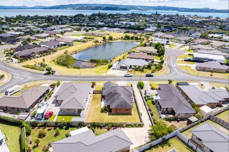 Photo of property in 20 Kowi Lakes Drive, One Tree Point, 0118