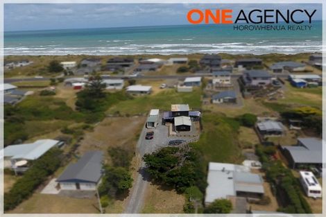 Photo of property in 10 Nelson Street, Foxton Beach, Foxton, 4815