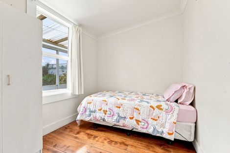Photo of property in 18 Bryce Street, Castlecliff, Whanganui, 4501
