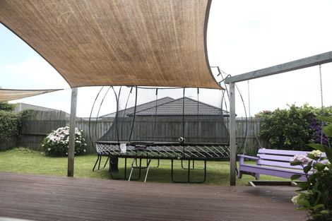 Photo of property in 42 Moonlight Drive, Rototuna North, Hamilton, 3210