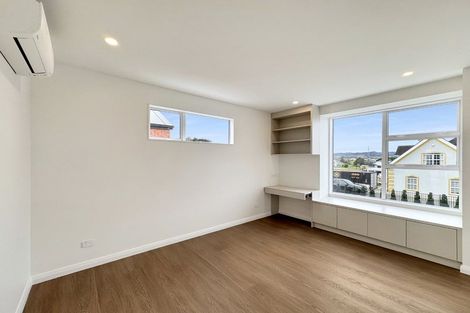 Photo of property in 12 Yellow Pear Lane, Karaka, 2578