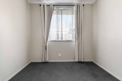 Photo of property in 2 Muir Avenue, Mangere Bridge, Auckland, 2022