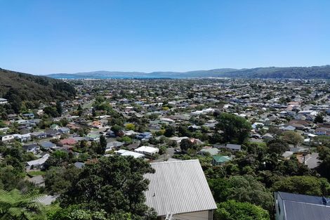 Photo of property in 32a Woodvale Grove, Fairfield, Lower Hutt, 5011