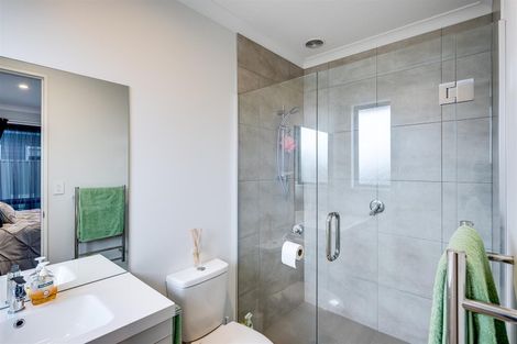 Photo of property in 18 Pelorus Avenue, Poraiti, Napier, 4112