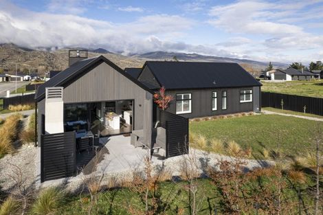 Photo of property in 7 Hatters Lane, Mount Pisa, 9383