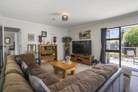 Photo of property in 30a Hartford Avenue, Papamoa Beach, Papamoa, 3118